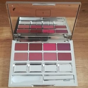NIB Clinique Pretty Easy Lip Palette